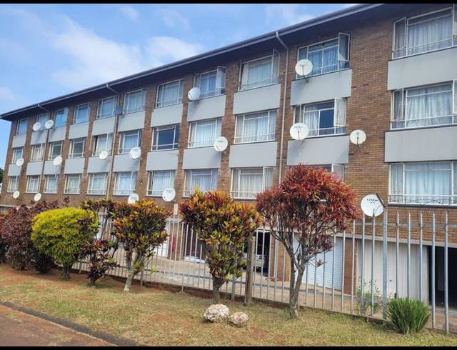 2 BEDROOM APARTMENT FOR SALE IN MONTCLAIR